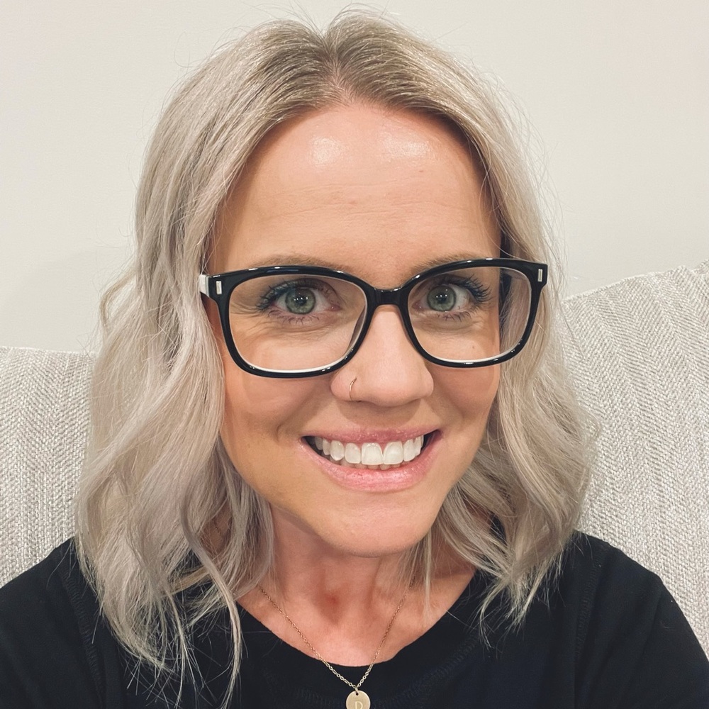 Meet your Posher, Danita